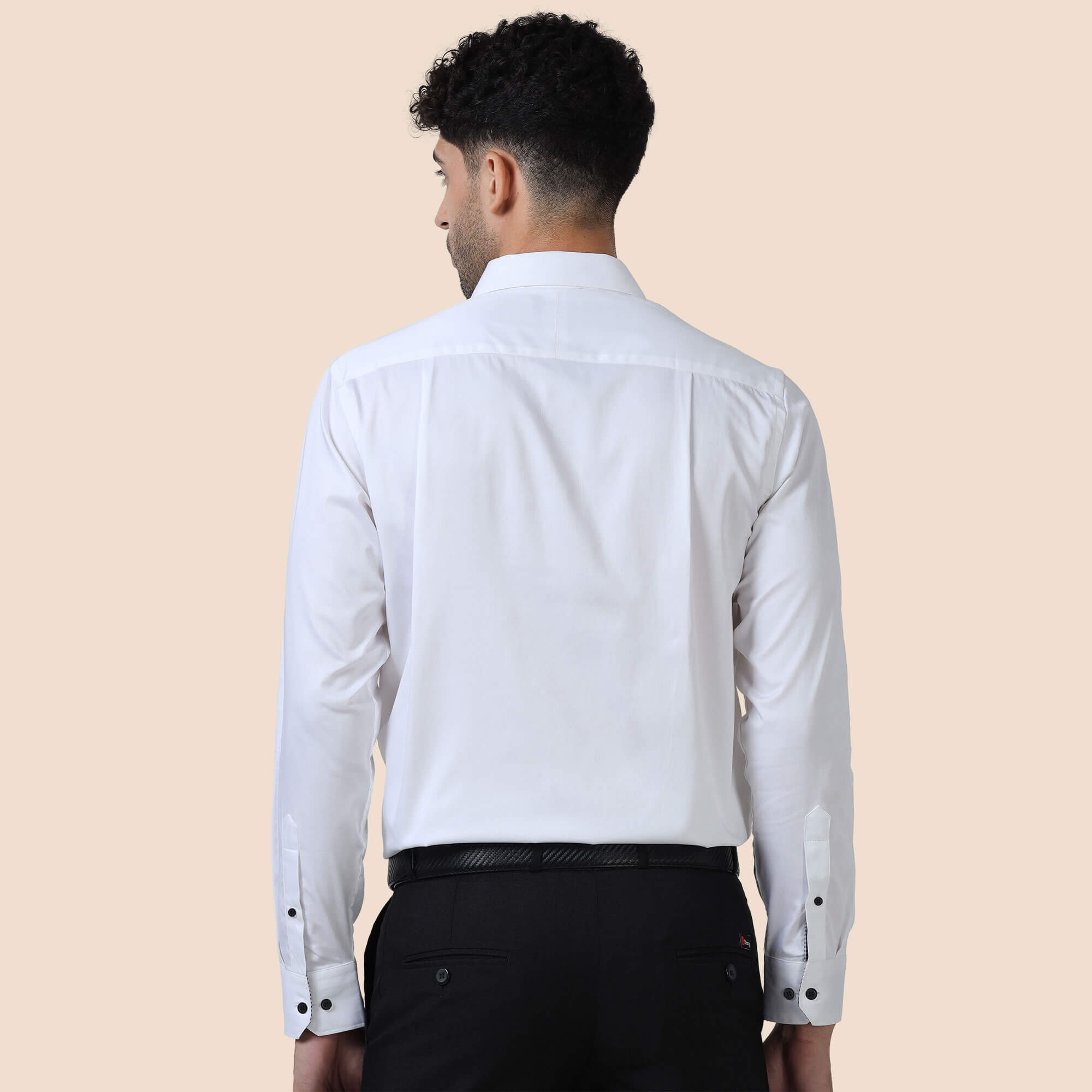 Vintage White Shirt With Black Buttons White shirt with fine detailing by TFC