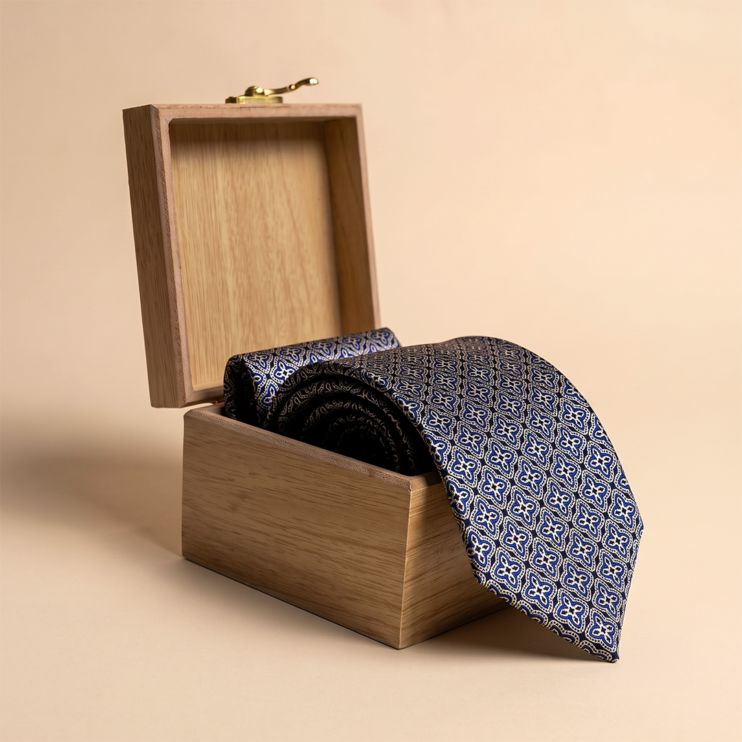 Heritage Geometric Handmade Tie & Pocket Square In Navy/Indigo