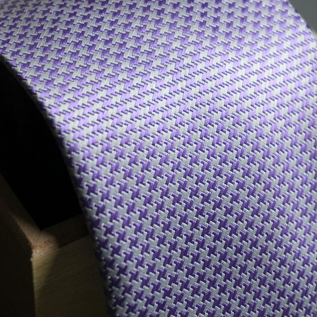 Houndstooth Handmade Tie & Pocket Square in Lilac/Grey