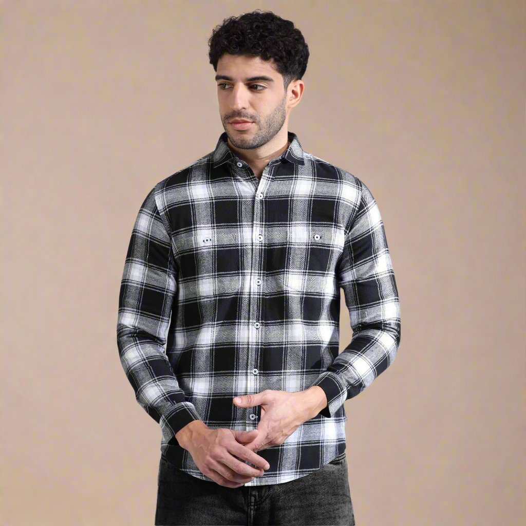 Lumber Flannel Check Shirt In Raven Black