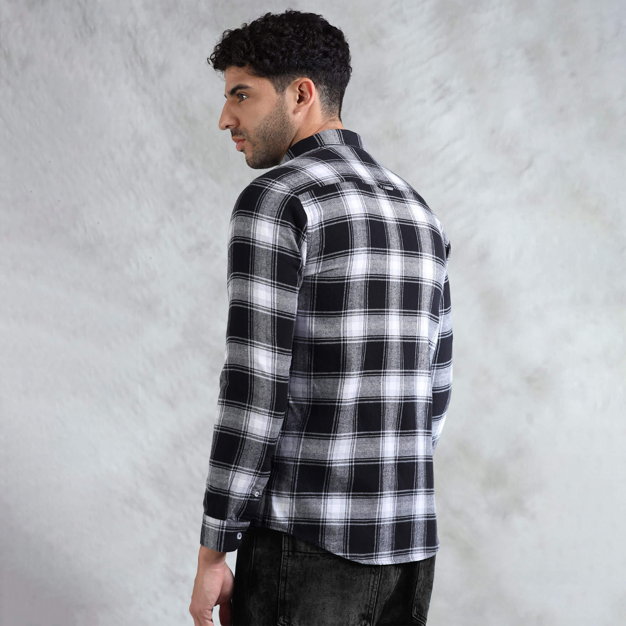 Lumber Flannel Check Shirt In Raven Black