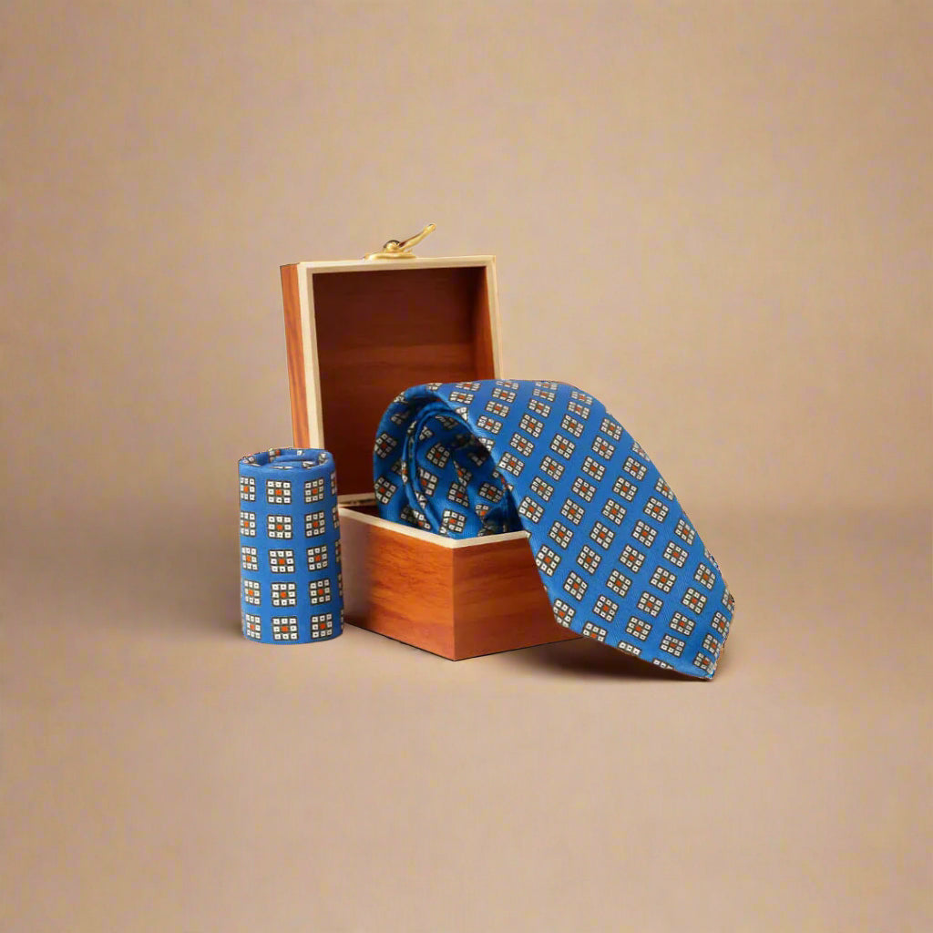 Diamond Squares Handmade Tie & Pocket Square in Sky & Ivory