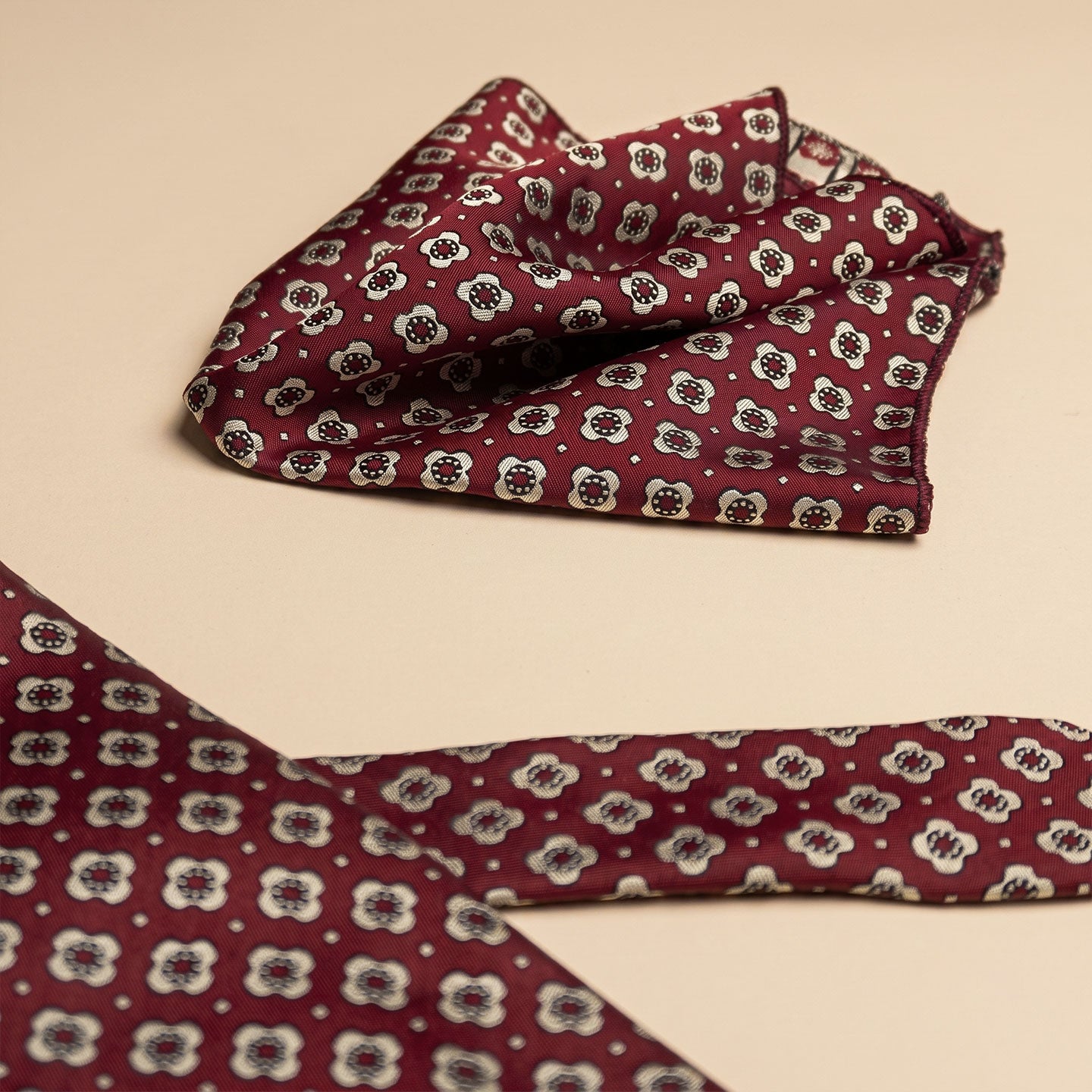 Majestic Petals Handmade Tie & Pocket Square in Red/Ecru